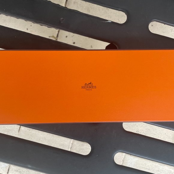Authentic Hermès Paris Orange Tie Gift Box - Storage and Organization - Picture 3 of 8